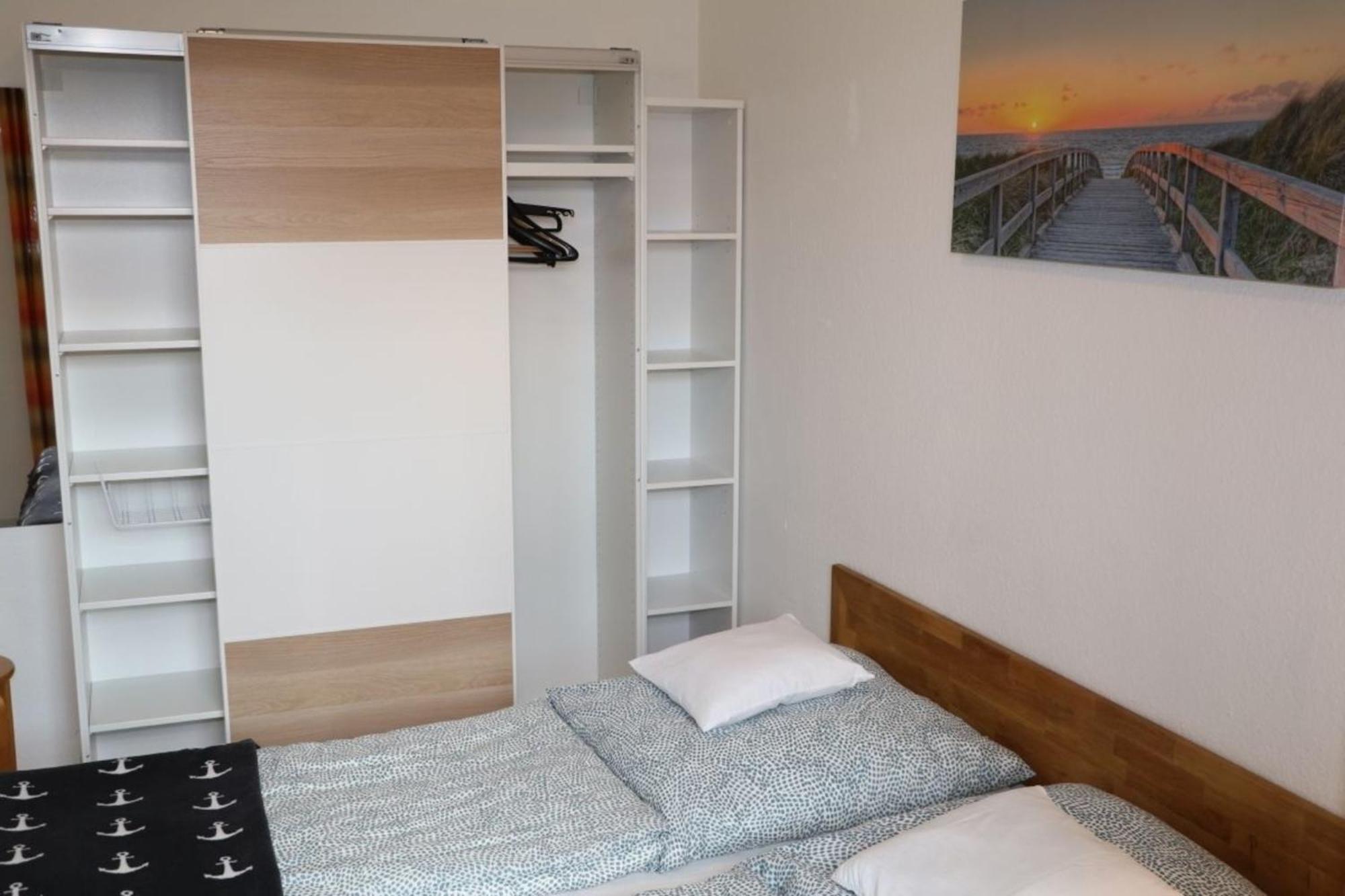 Apartment 5 *